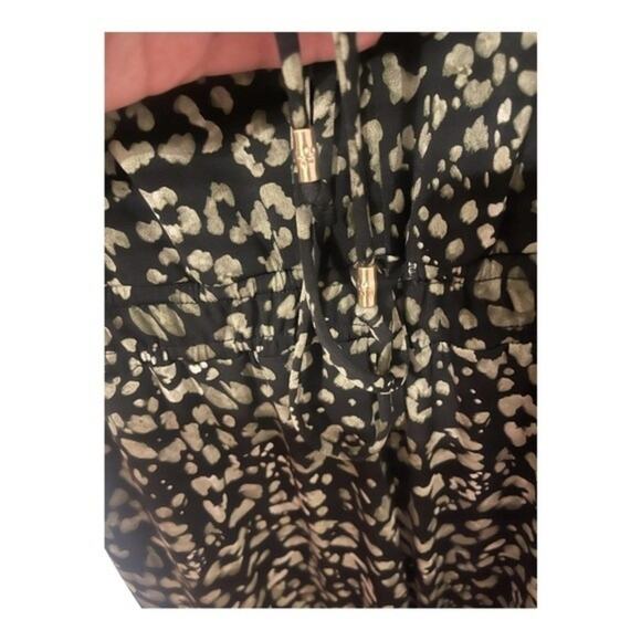 Tommy Bahama Wild One Wide Leg Black and Green Jumpsuit - Size Small - Picture 13 of 13